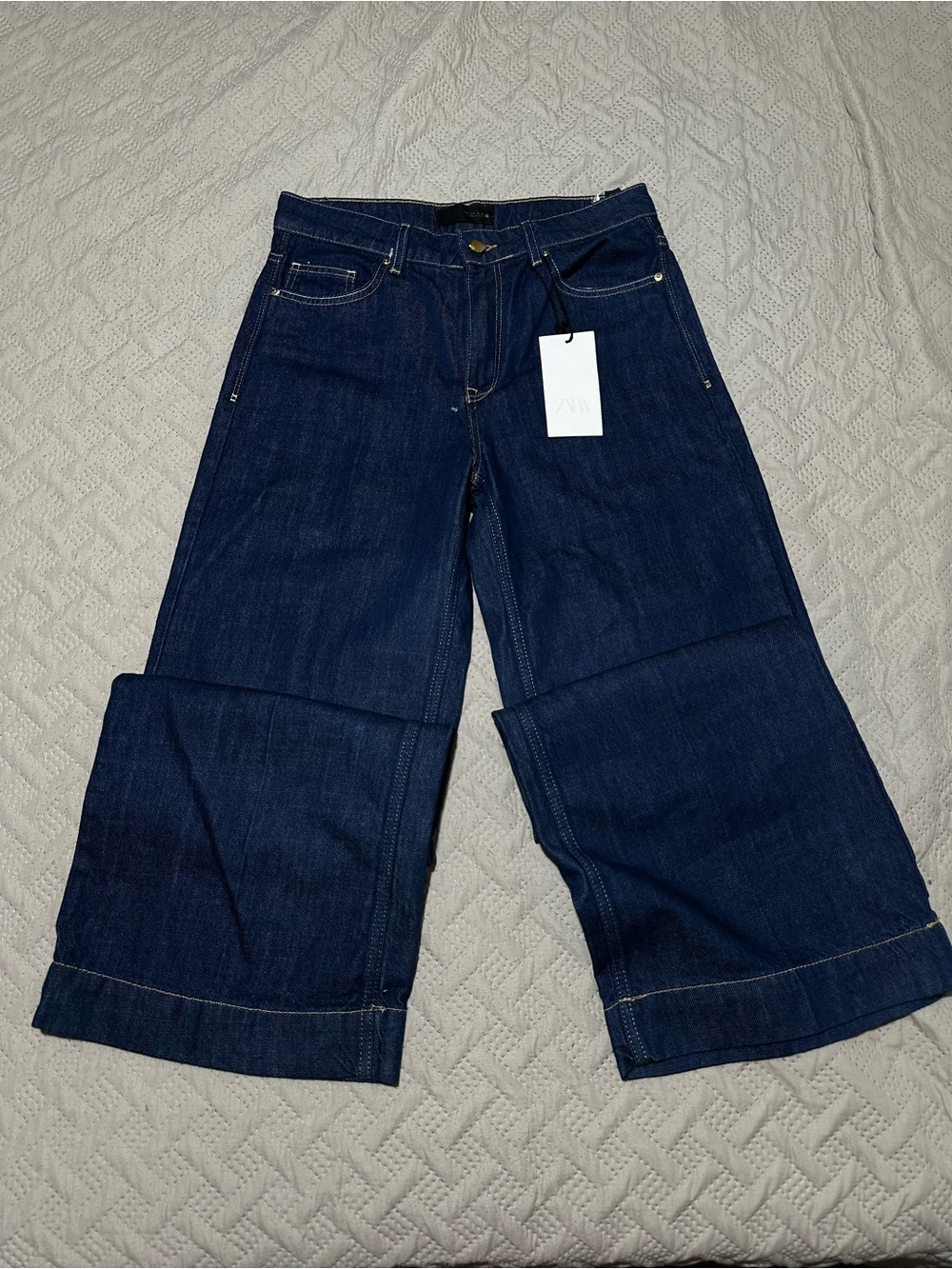 Zara Dark Blue Wide-Leg Cropped Jeans.NWT